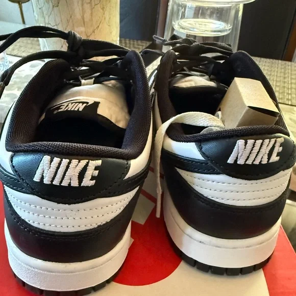BRAND NEW IN BOX MEN’S 9.5 NIKE DUNK LOW RETROS-BLACK & WHITE - Picture 11 of 13